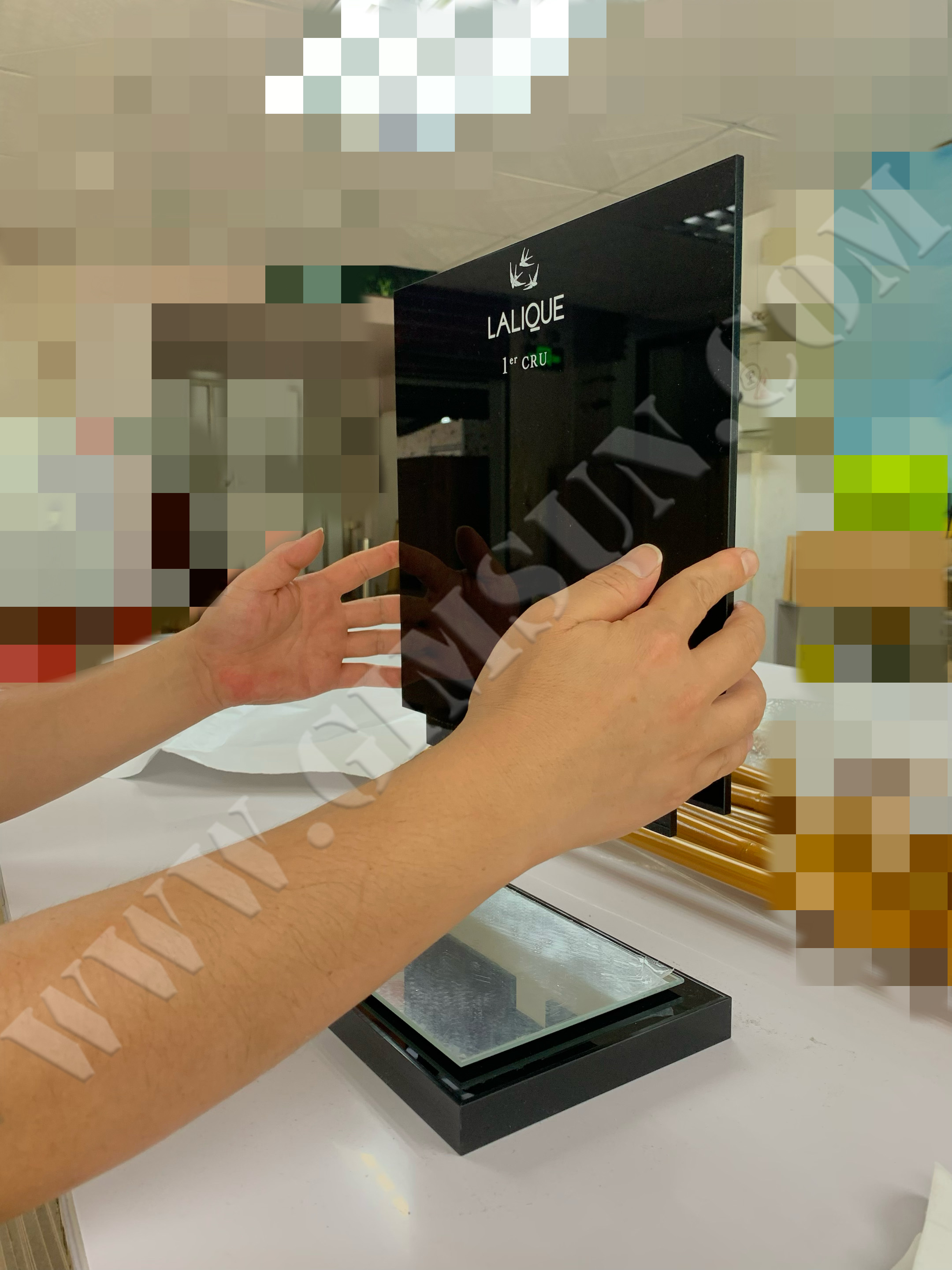 uv打印_平板打印_亞克力打印_uv印刷_光柵板打印_堅(jiān)成廣告製品有限公司